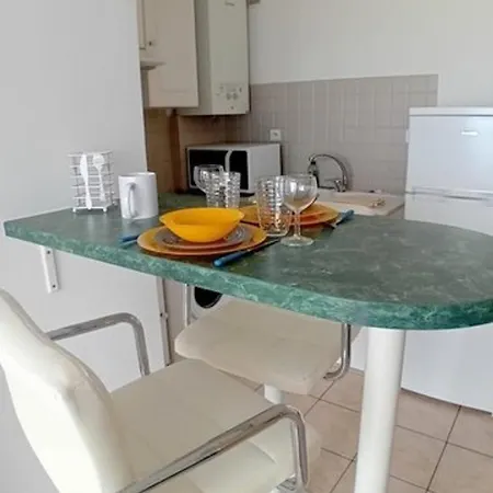 Avec Balcon Vue Mer, Parking Et Climatisation A - Fr-1-696-64 Apartment Canet-en-Roussillon