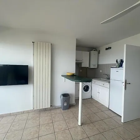 Avec Balcon Vue Mer, Parking Et Climatisation A - Fr-1-696-64 아파트 *